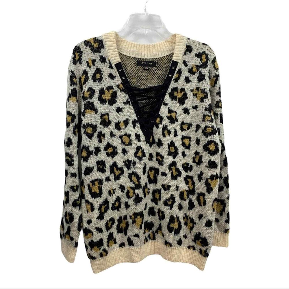 Love Tree Womens Sweater Sz L Lace Up V Neck Leopard Print